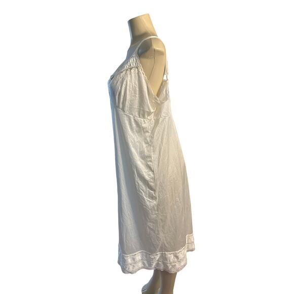 Vintage Women 20 Inner Image Cream Lace Slip Dress Nightgown Sleep Lounge - Picture 4 of 7